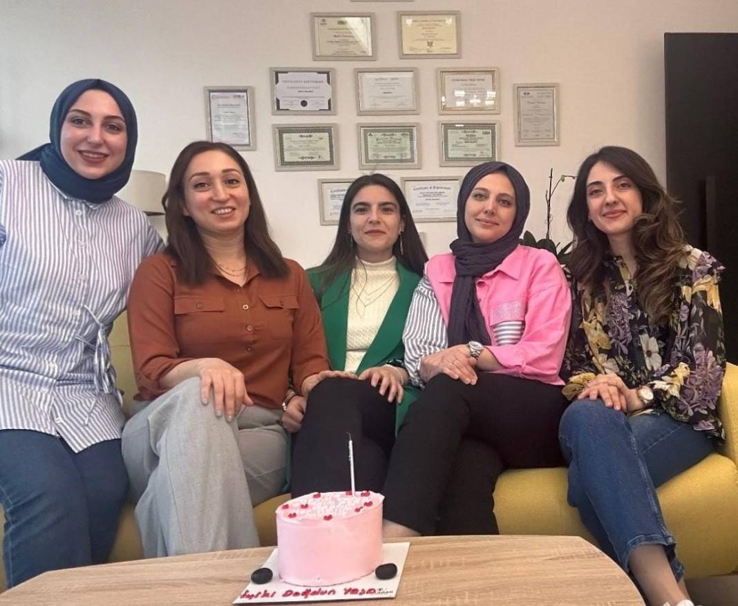 Yeşim Hanım'a doğum günü sürprizi 1